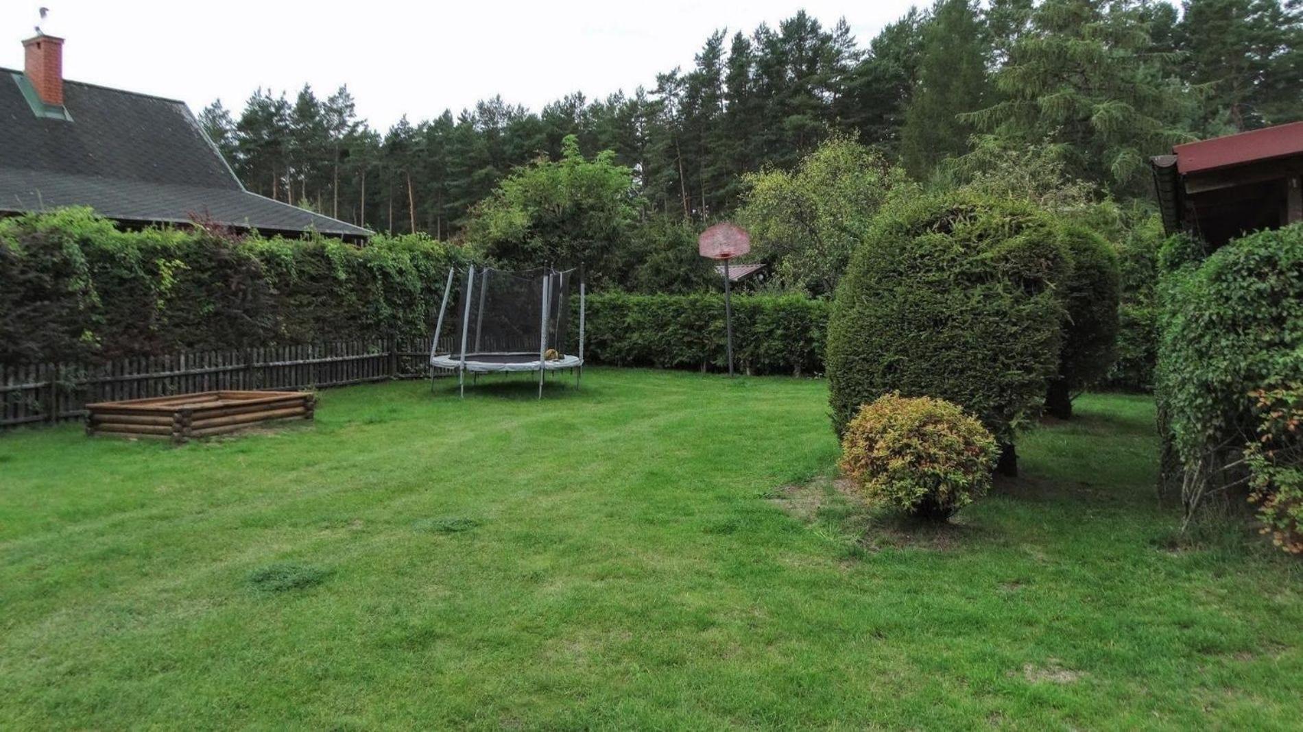 Holzhuette Mit Weitlaeufigem Garten Am Wald Villa Kopalino Dış mekan fotoğraf